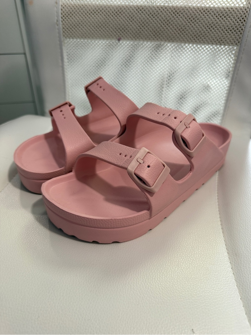 MIA Sandals Size 8